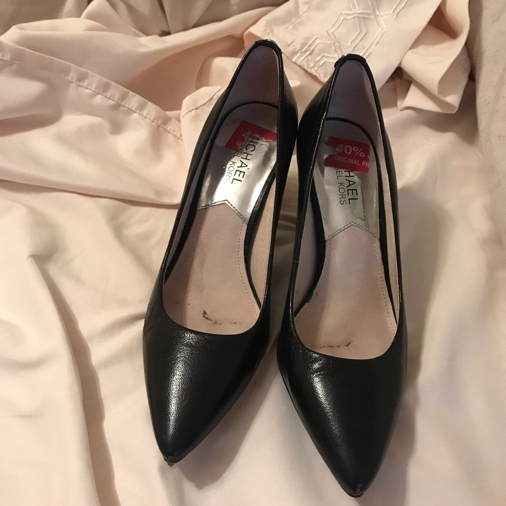 Michael Kors black heels 2.5 inches